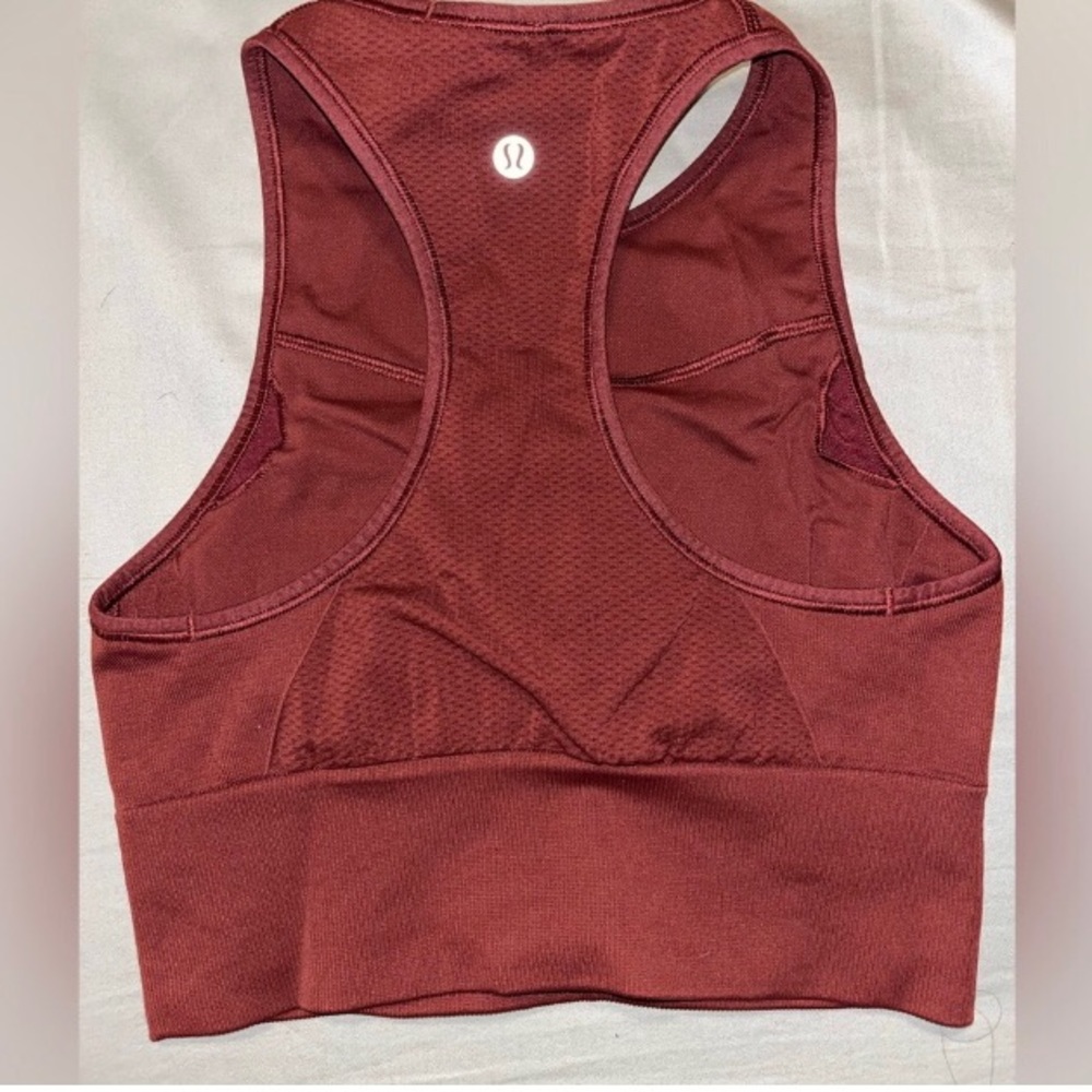 Lululemon longline sports bra w/ pads